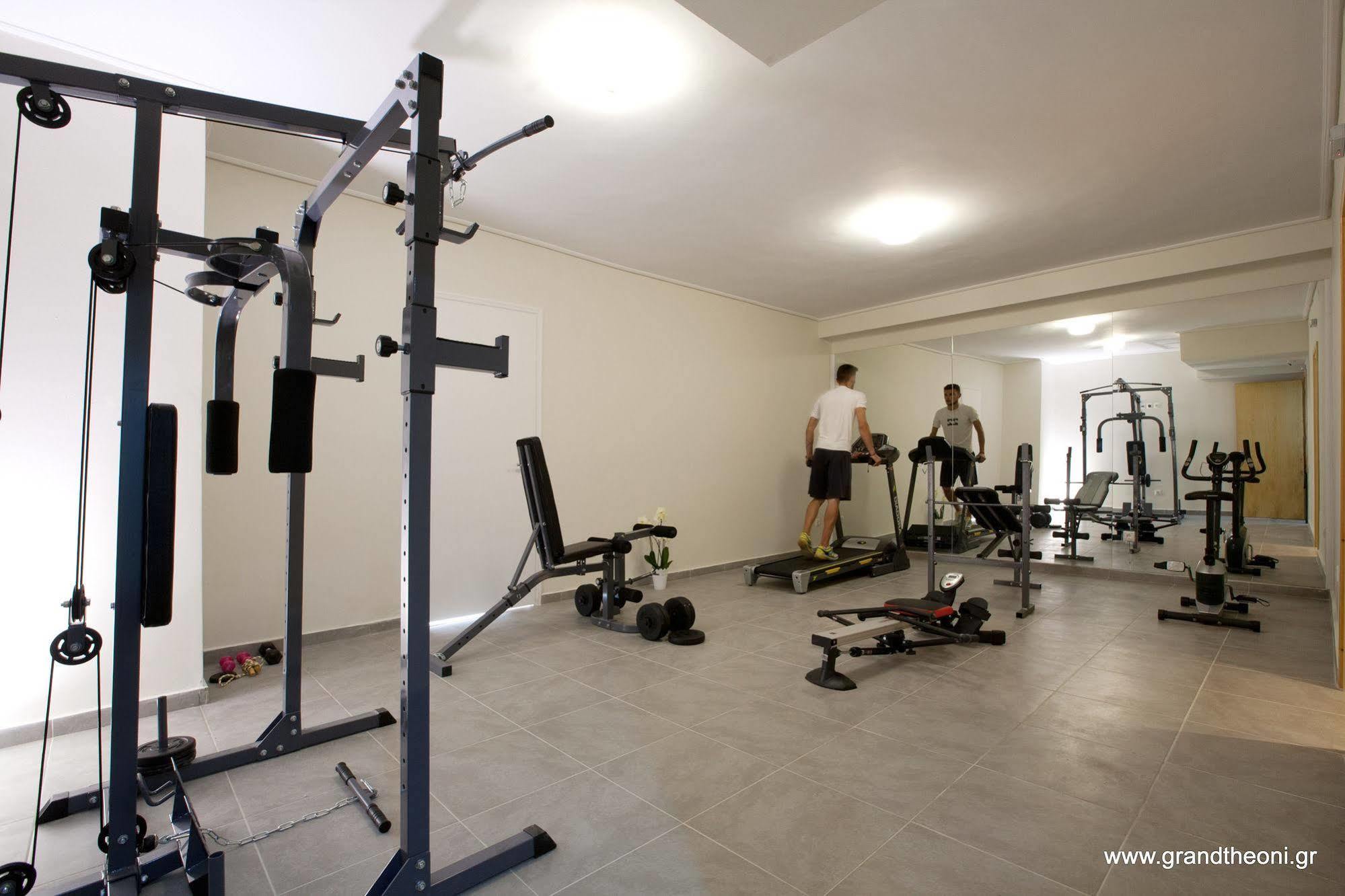 Hotel Grand Theoni Boutique & 4*