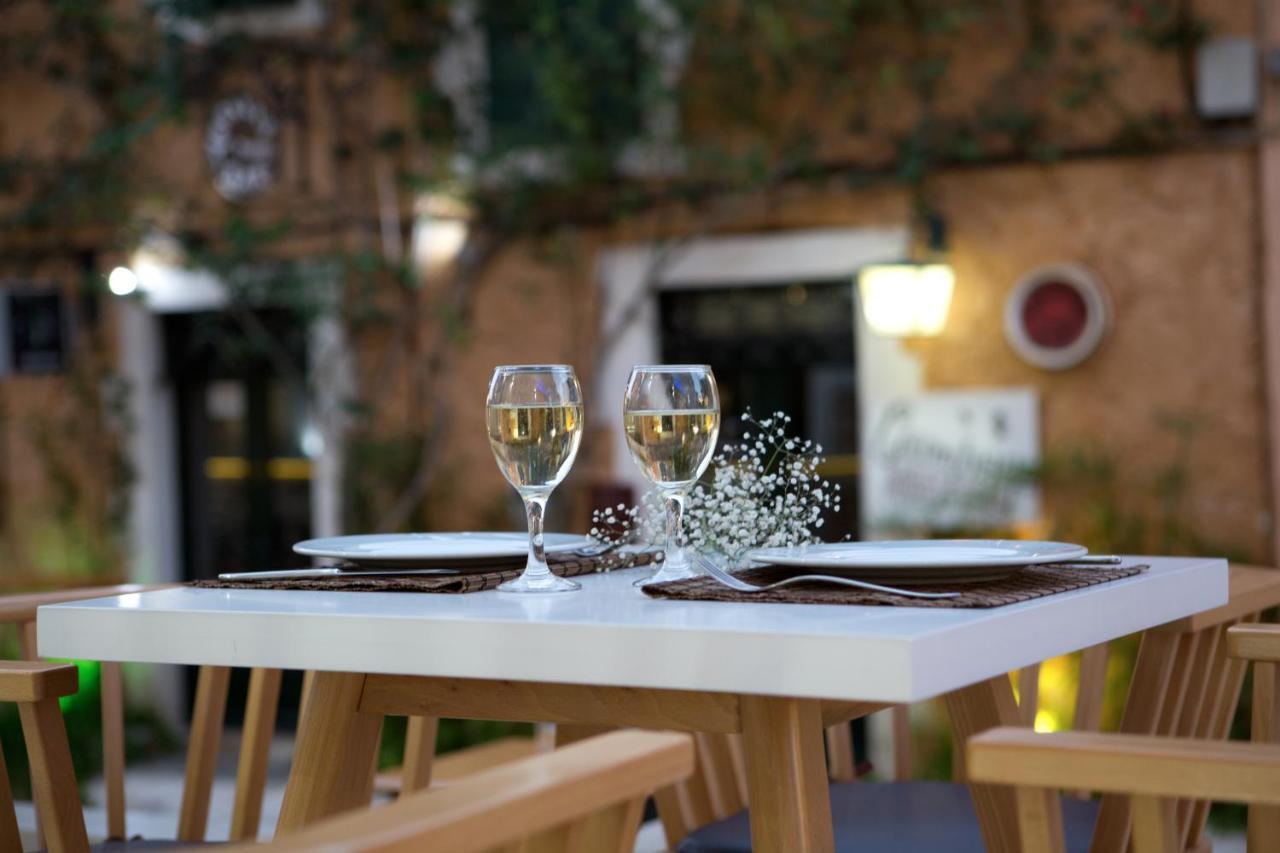 Grand Theoni Boutique & 4* Vasiliki